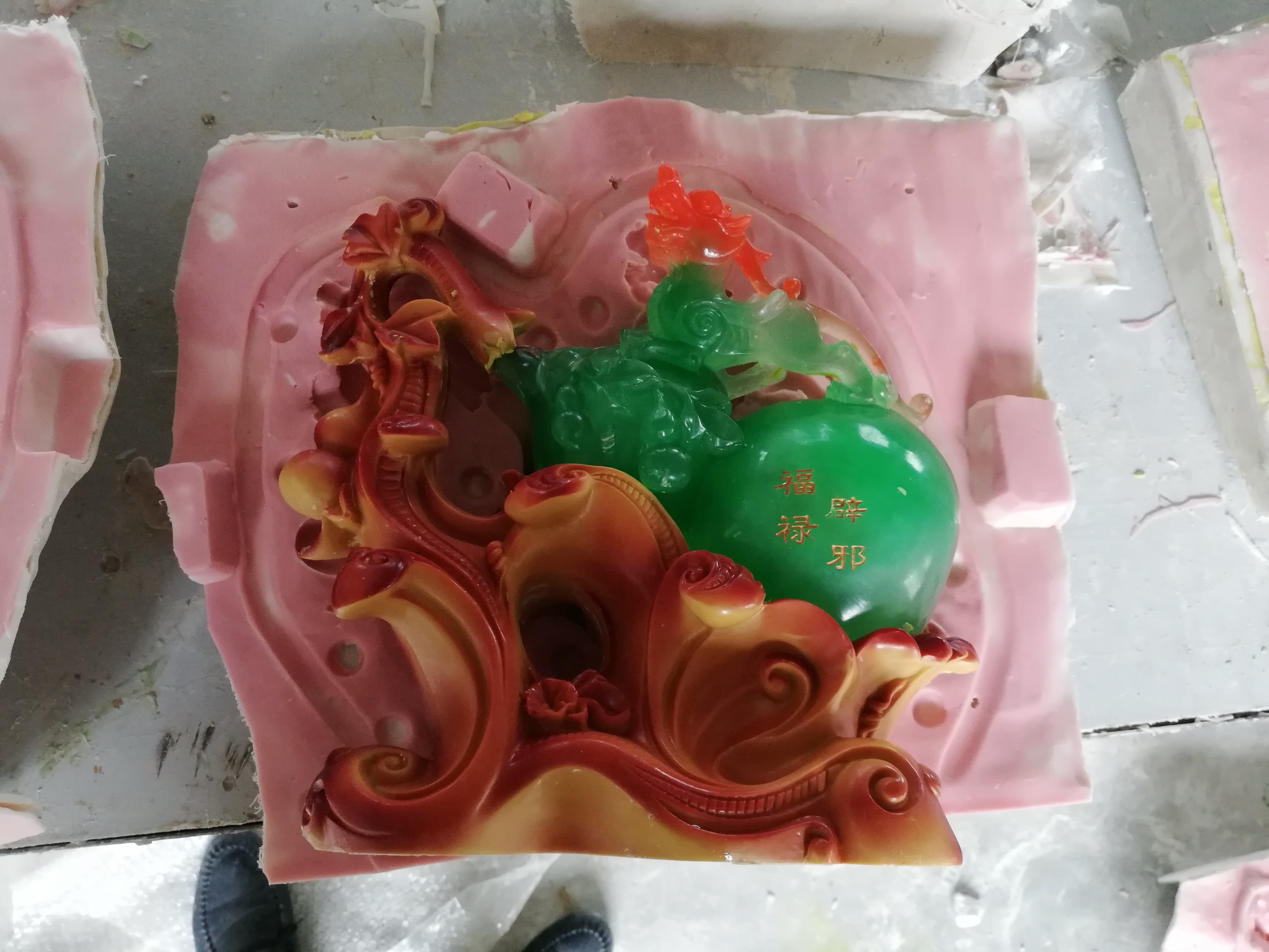 工業(yè)級(jí)模具硅膠不耐高溫怎么辦？