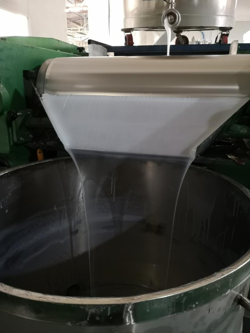 影響模具硅膠粘性因素有哪些？