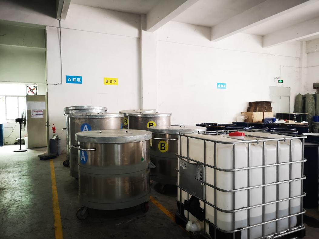 模具硅膠原料和制品儲存需留意的事項有哪些 ？